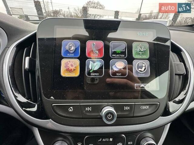 Серый Шевроле Вольт, объемом двигателя 1.5 л и пробегом 124 тыс. км за 15800 $, фото 25 на Automoto.ua