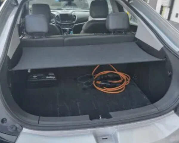 Серый Шевроле Вольт, объемом двигателя 1.5 л и пробегом 60 тыс. км за 18950 $, фото 11 на Automoto.ua