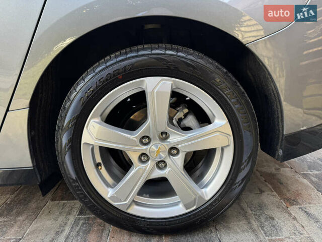 Сірий Шевроле Вольт, об'ємом двигуна 1.5 л та пробігом 119 тис. км за 15300 $, фото 14 на Automoto.ua