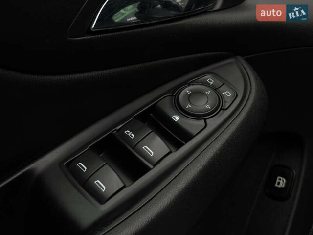 Серый Шевроле Вольт, объемом двигателя 1.5 л и пробегом 170 тыс. км за 13500 $, фото 11 на Automoto.ua