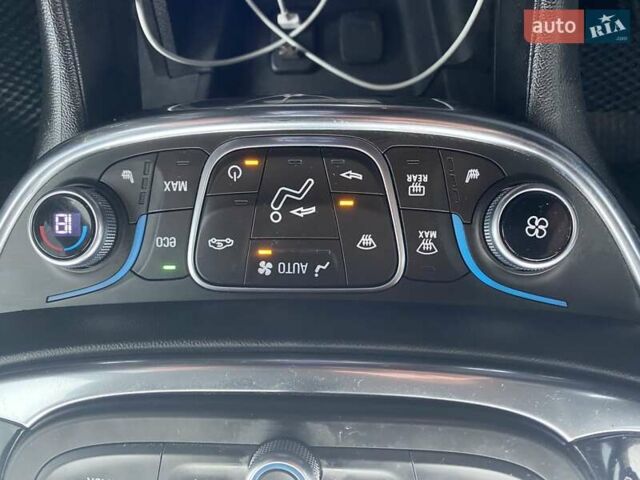 Сірий Шевроле Вольт, об'ємом двигуна 1.5 л та пробігом 94 тис. км за 19200 $, фото 27 на Automoto.ua