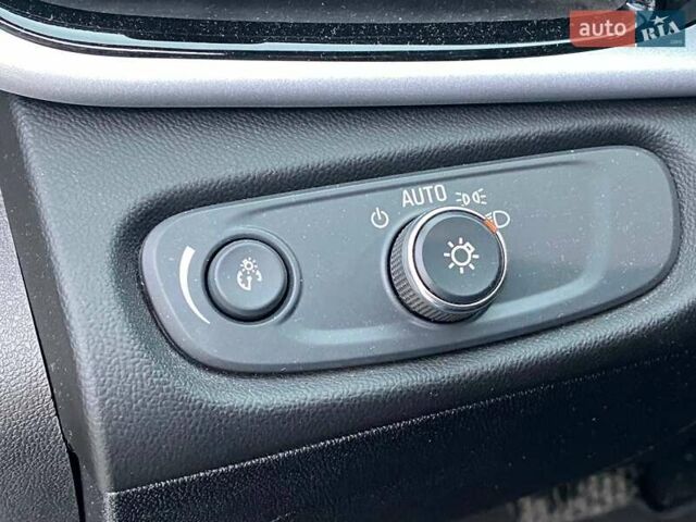 Сірий Шевроле Вольт, об'ємом двигуна 1.5 л та пробігом 62 тис. км за 15990 $, фото 23 на Automoto.ua