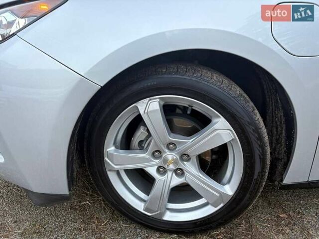 Серый Шевроле Вольт, объемом двигателя 1.5 л и пробегом 116 тыс. км за 16777 $, фото 59 на Automoto.ua