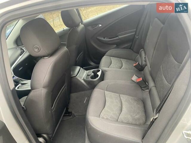 Серый Шевроле Вольт, объемом двигателя 1.5 л и пробегом 116 тыс. км за 16777 $, фото 50 на Automoto.ua