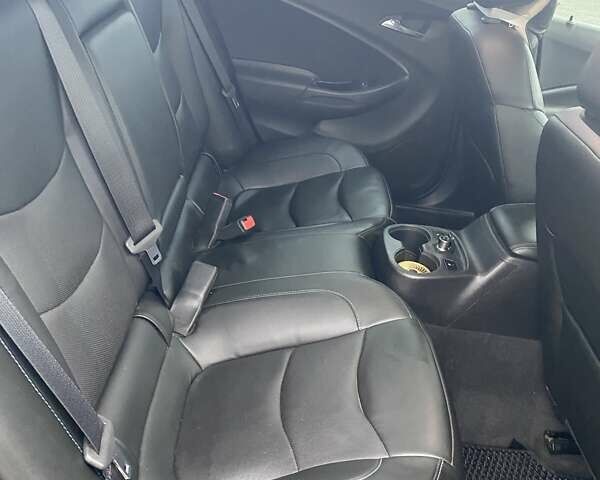 Сірий Шевроле Вольт, об'ємом двигуна 1.5 л та пробігом 94 тис. км за 19200 $, фото 13 на Automoto.ua