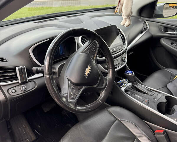 Сірий Шевроле Вольт, об'ємом двигуна 1.49 л та пробігом 149 тис. км за 16900 $, фото 5 на Automoto.ua