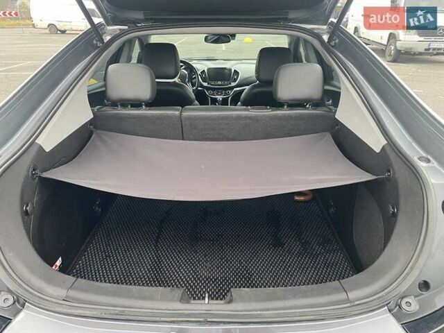Сірий Шевроле Вольт, об'ємом двигуна 1.5 л та пробігом 94 тис. км за 19200 $, фото 8 на Automoto.ua