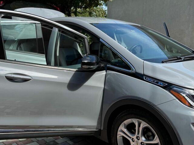 Шевроле Вольт 2019 у Львові на Automoto.ua Сірий Шевроле Вольт, об'ємом двигуна 0 л та пробігом 91 тис. км за 15600 $, фото 2 на Automoto.ua