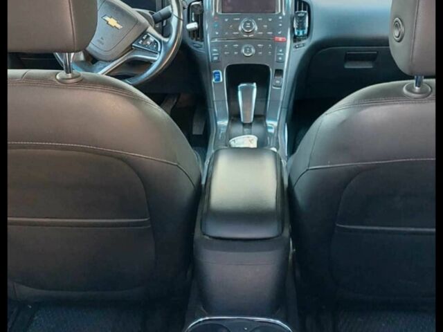 Серый Шевроле Вольт, объемом двигателя 1.4 л и пробегом 228 тыс. км за 9700 $, фото 2 на Automoto.ua