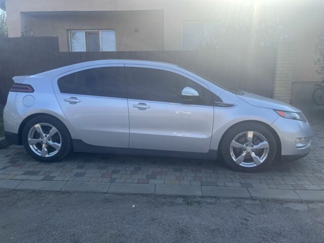 Шевроле Вольт 2013 в Киеве на Automoto.ua Серый Шевроле Вольт, объемом двигателя 0 л и пробегом 177 тыс. км за 9600 $, фото 4 на Automoto.ua