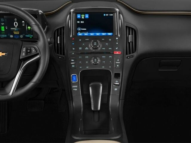 Серый Шевроле Вольт, объемом двигателя 1.4 л и пробегом 110 тыс. км за 12500 $, фото 1 на Automoto.ua