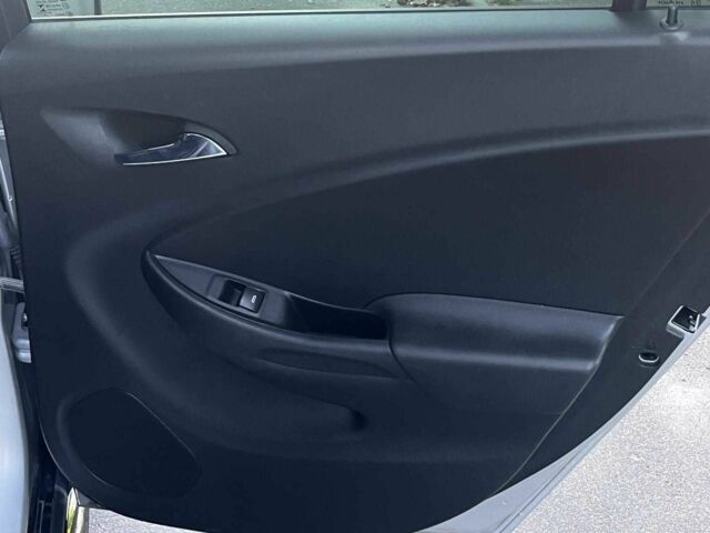 Шевроле Вольт 2016 в Киеве на Automoto.ua Серый Шевроле Вольт, объемом двигателя 1.5 л и пробегом 185 тыс. км за 13690 $, фото 22 на Automoto.ua