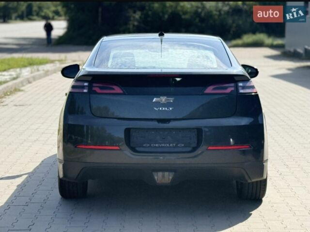 Шевроле Вольт 2013 в Виннице на Automoto.ua Серый Шевроле Вольт, объемом двигателя 1.5 л и пробегом 170 тыс. км за 10000 $, фото 5 на Automoto.ua