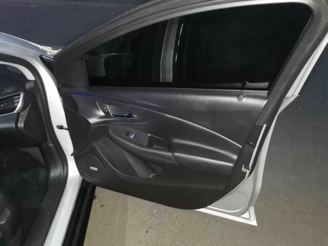 Шевроле Вольт 2016 у Києві на Automoto.ua Сірий Шевроле Вольт, об'ємом двигуна 1.5 л та пробігом 138 тис. км за 14200 $, фото 15 на Automoto.ua