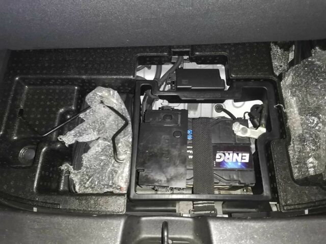Шевроле Вольт 2016 у Києві на Automoto.ua Сірий Шевроле Вольт, об'ємом двигуна 1.5 л та пробігом 138 тис. км за 14200 $, фото 9 на Automoto.ua