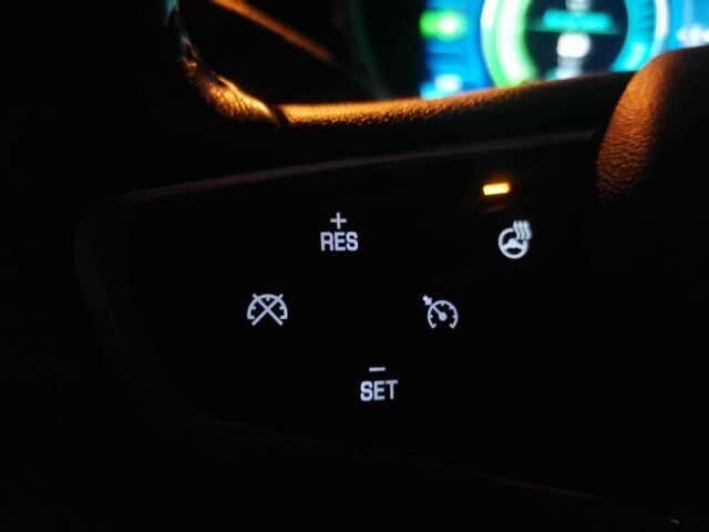 Шевроле Вольт 2016 у Києві на Automoto.ua Сірий Шевроле Вольт, об'ємом двигуна 1.5 л та пробігом 138 тис. км за 14200 $, фото 5 на Automoto.ua