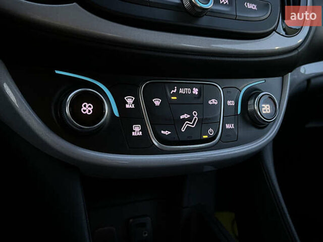 Синий Шевроле Вольт, объемом двигателя 1.49 л и пробегом 55 тыс. км за 17999 $, фото 11 на Automoto.ua