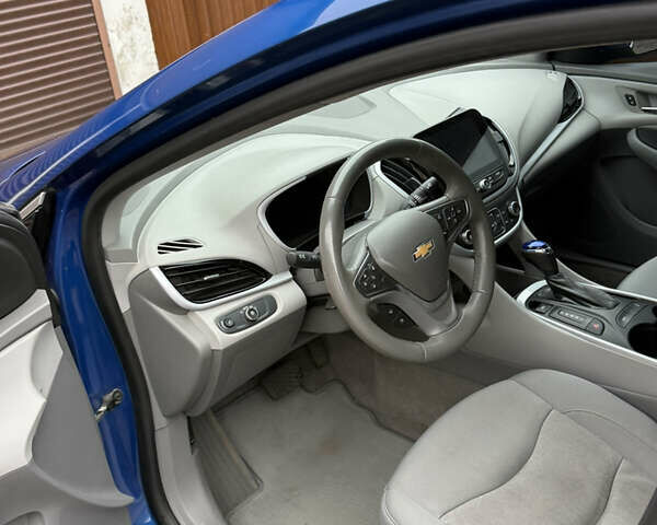 Синий Шевроле Вольт, объемом двигателя 1.5 л и пробегом 170 тыс. км за 12000 $, фото 5 на Automoto.ua