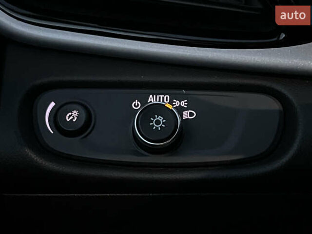 Синий Шевроле Вольт, объемом двигателя 1.49 л и пробегом 55 тыс. км за 17999 $, фото 15 на Automoto.ua