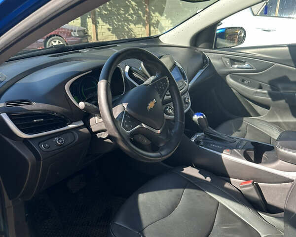 Синий Шевроле Вольт, объемом двигателя 1.49 л и пробегом 185 тыс. км за 13500 $, фото 4 на Automoto.ua