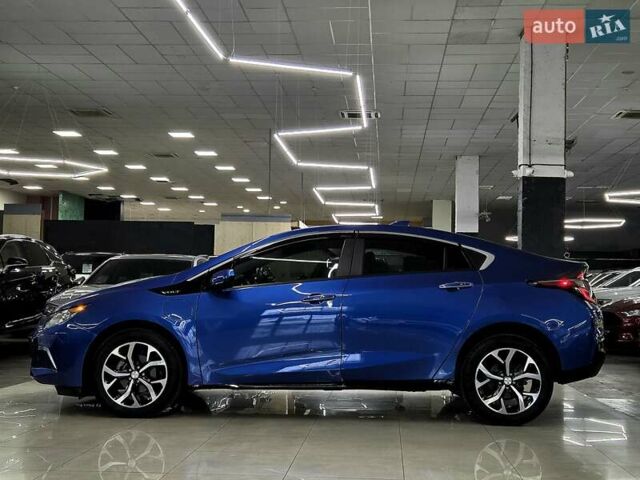 Синий Шевроле Вольт, объемом двигателя 1.4 л и пробегом 83 тыс. км за 17799 $, фото 1 на Automoto.ua