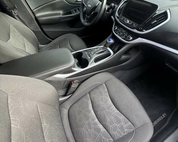 Шевроле Вольт 2016 в Знаменке на Automoto.ua Синий Шевроле Вольт, объемом двигателя 1.5 л и пробегом 62 тыс. км за 14800 $, фото 7 на Automoto.ua