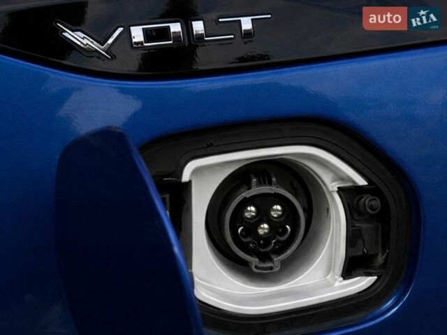 Синий Шевроле Вольт, объемом двигателя 1.5 л и пробегом 174 тыс. км за 14999 $, фото 6 на Automoto.ua