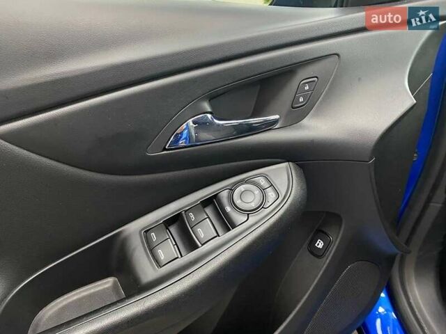 Синий Шевроле Вольт, объемом двигателя 1.5 л и пробегом 97 тыс. км за 14990 $, фото 18 на Automoto.ua