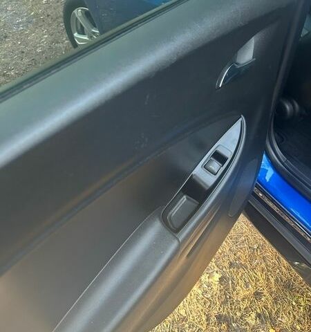 Синий Шевроле Вольт, объемом двигателя 1.49 л и пробегом 159 тыс. км за 15400 $, фото 21 на Automoto.ua