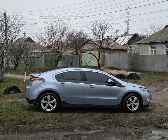 Синий Шевроле Вольт, объемом двигателя 1.4 л и пробегом 1 тыс. км за 8000 $, фото 2 на Automoto.ua