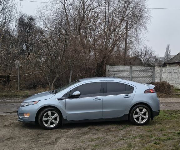 Синий Шевроле Вольт, объемом двигателя 1.4 л и пробегом 1 тыс. км за 8000 $, фото 1 на Automoto.ua