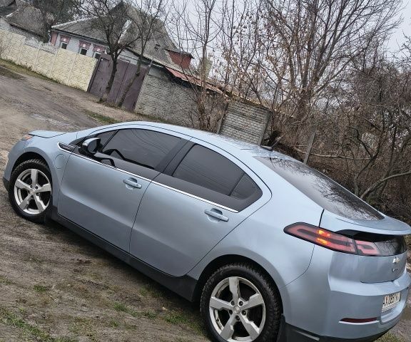 Синий Шевроле Вольт, объемом двигателя 1.4 л и пробегом 1 тыс. км за 8000 $, фото 4 на Automoto.ua