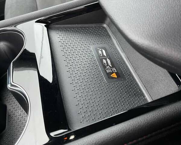 Белый Шевроле Blazer EV, объемом двигателя 0 л и пробегом 2 тыс. км за 32500 $, фото 26 на Automoto.ua