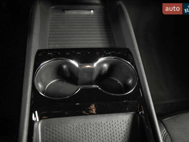 Белый Шевроле Blazer EV, объемом двигателя 0 л и пробегом 1 тыс. км за 35900 $, фото 45 на Automoto.ua