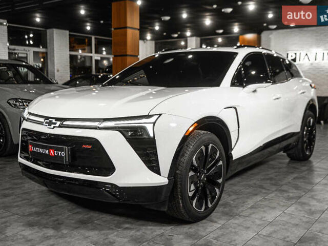 Белый Шевроле Blazer EV, объемом двигателя 0 л и пробегом 1 тыс. км за 35900 $, фото 1 на Automoto.ua
