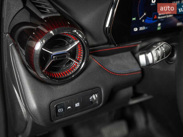 Белый Шевроле Blazer EV, объемом двигателя 0 л и пробегом 1 тыс. км за 35900 $, фото 32 на Automoto.ua