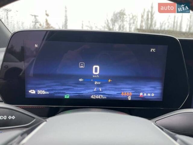 Белый Шевроле Blazer EV, объемом двигателя 0 л и пробегом 2 тыс. км за 32500 $, фото 16 на Automoto.ua