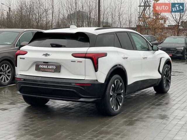 Белый Шевроле Blazer EV, объемом двигателя 0 л и пробегом 2 тыс. км за 32500 $, фото 5 на Automoto.ua
