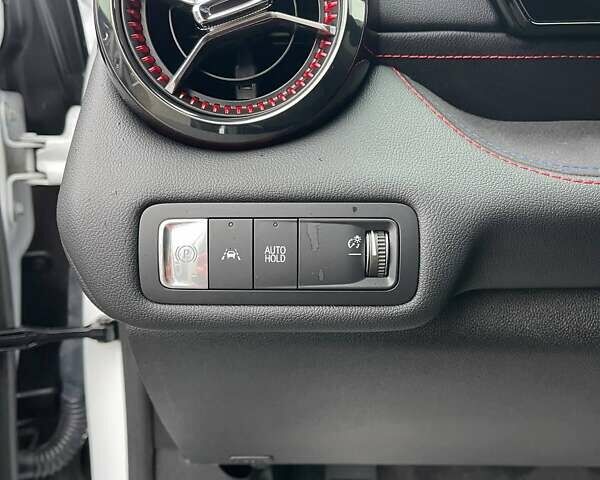 Белый Шевроле Blazer EV, объемом двигателя 0 л и пробегом 2 тыс. км за 32500 $, фото 14 на Automoto.ua