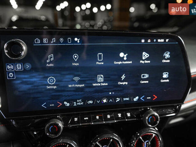 Белый Шевроле Blazer EV, объемом двигателя 0 л и пробегом 1 тыс. км за 35900 $, фото 41 на Automoto.ua