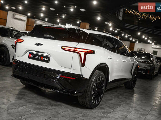 Белый Шевроле Blazer EV, объемом двигателя 0 л и пробегом 1 тыс. км за 35900 $, фото 9 на Automoto.ua