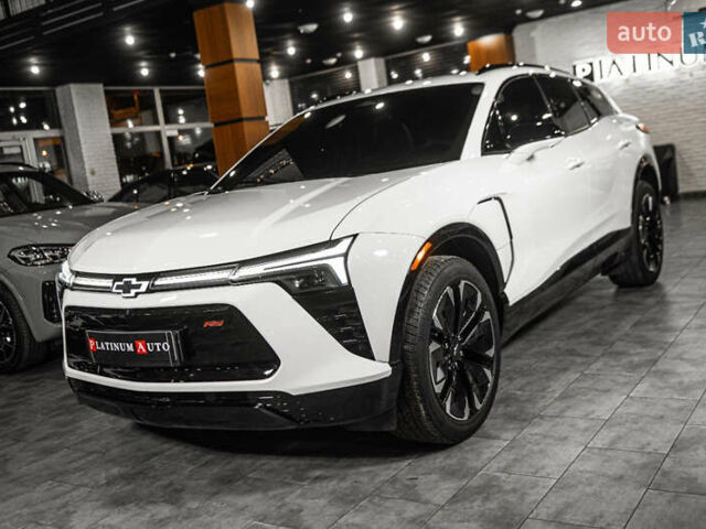 Белый Шевроле Blazer EV, объемом двигателя 0 л и пробегом 1 тыс. км за 35900 $, фото 2 на Automoto.ua
