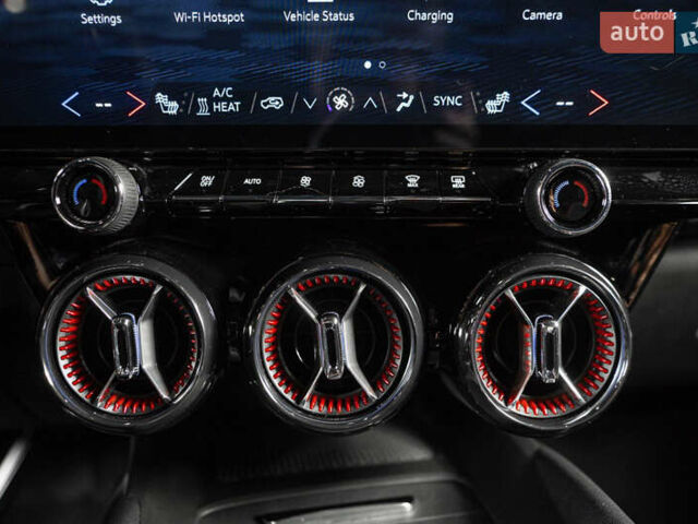 Белый Шевроле Blazer EV, объемом двигателя 0 л и пробегом 1 тыс. км за 35900 $, фото 42 на Automoto.ua