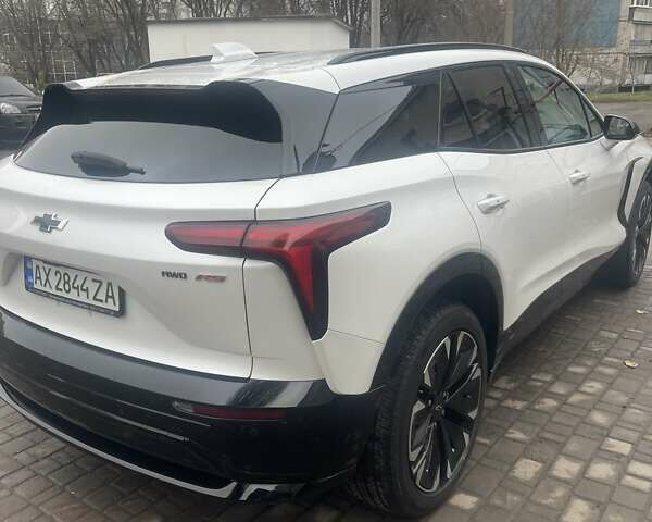 Белый Шевроле Blazer EV, объемом двигателя 0 л и пробегом 20 тыс. км за 34300 $, фото 10 на Automoto.ua