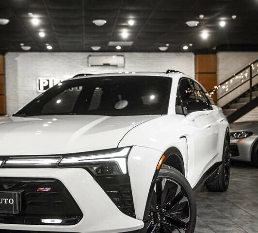 Белый Шевроле Blazer EV, объемом двигателя 0 л и пробегом 1 тыс. км за 35900 $, фото 21 на Automoto.ua