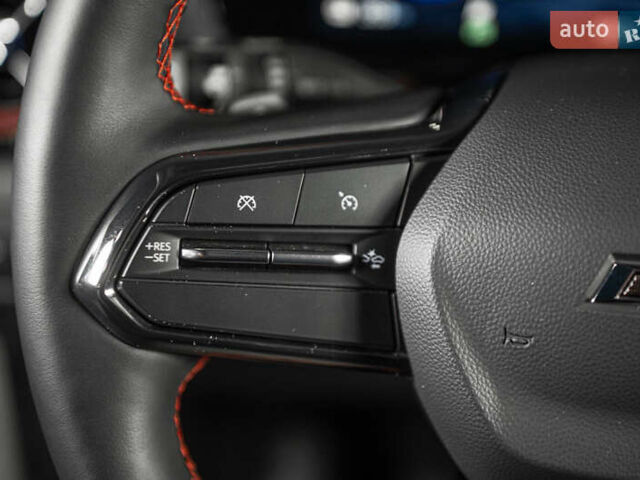 Белый Шевроле Blazer EV, объемом двигателя 0 л и пробегом 1 тыс. км за 35900 $, фото 38 на Automoto.ua