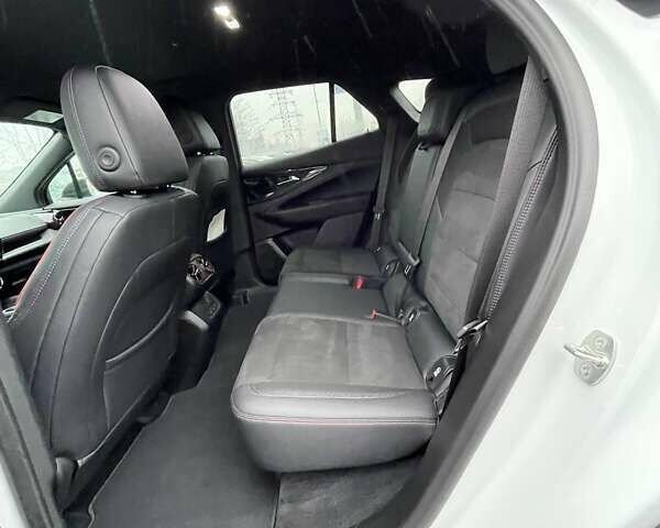 Белый Шевроле Blazer EV, объемом двигателя 0 л и пробегом 2 тыс. км за 32500 $, фото 28 на Automoto.ua