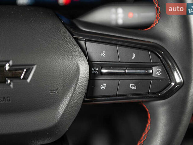 Белый Шевроле Blazer EV, объемом двигателя 0 л и пробегом 1 тыс. км за 35900 $, фото 39 на Automoto.ua