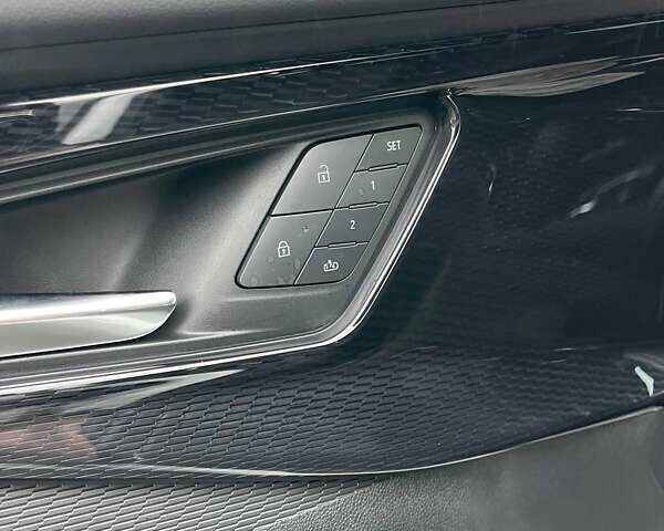 Белый Шевроле Blazer EV, объемом двигателя 0 л и пробегом 2 тыс. км за 32500 $, фото 11 на Automoto.ua