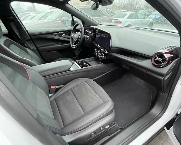 Белый Шевроле Blazer EV, объемом двигателя 0 л и пробегом 2 тыс. км за 32500 $, фото 35 на Automoto.ua